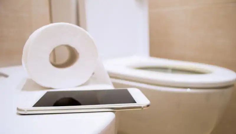 Tuvalet Alışkanlıklarınızın Sağlığınıza Etkisi: Telefon Kullanımına Dikkat!