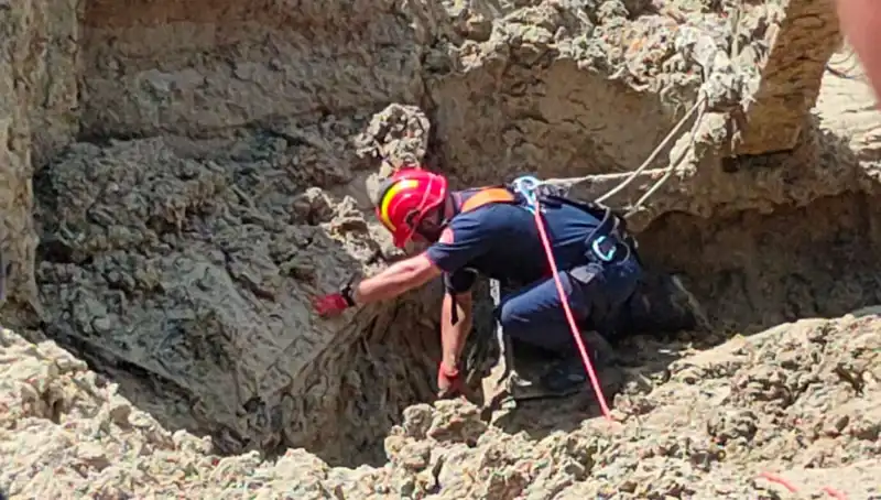 Silivri’deki Göçükte Hayatını Kaybeden Operatörün Cansız Bedenine Ulaşıldı