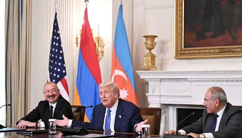 Aliyev'den Ermenistan'a Şok Anayasa Çağrısı: Zaman Kaybetmeyelim!