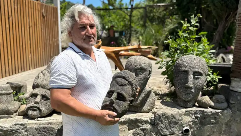 Tarihi Eser Sanılan Usta El İşçiliği: Sanatçı 3 Günde Tamamlıyor