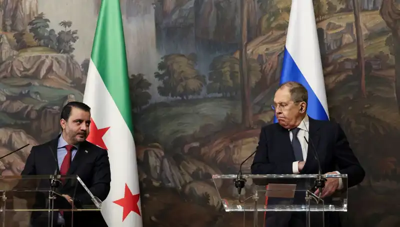 Moskova'da Tarihi Suriye Görüşmeleri: "Yeni Suriye'yi Temsil Ediyoruz"