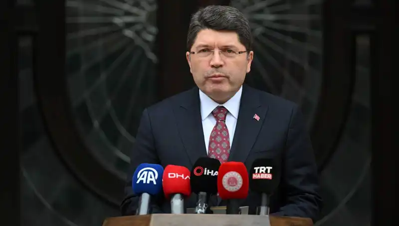 İmralı Heyeti, Adalet Bakanı Tunç ile Kritik Görüşme Gerçekleştirecek!