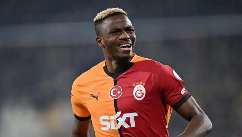 Osimhen Geleceği İçin Şok Karar: Ne Napoli Ne de Galatasaray!
