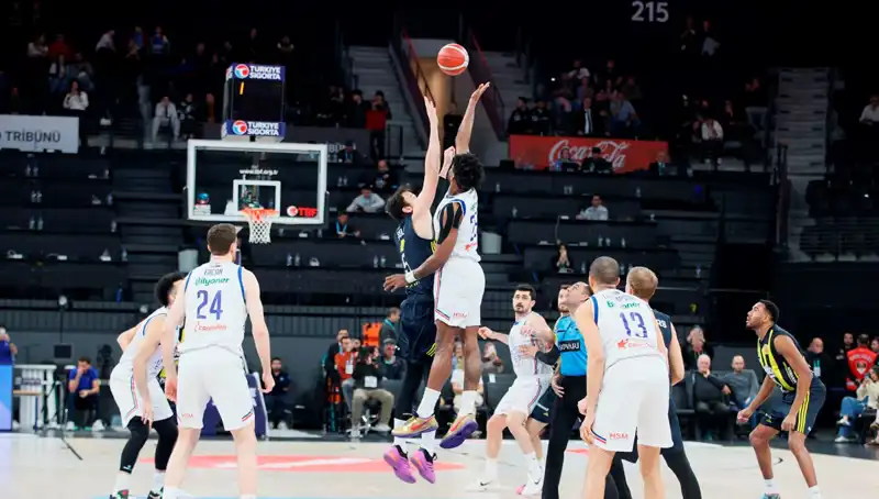 Anadolu Efes ile Panathinaikos Arasındaki Heyecan Verici Maç Ne Zaman?