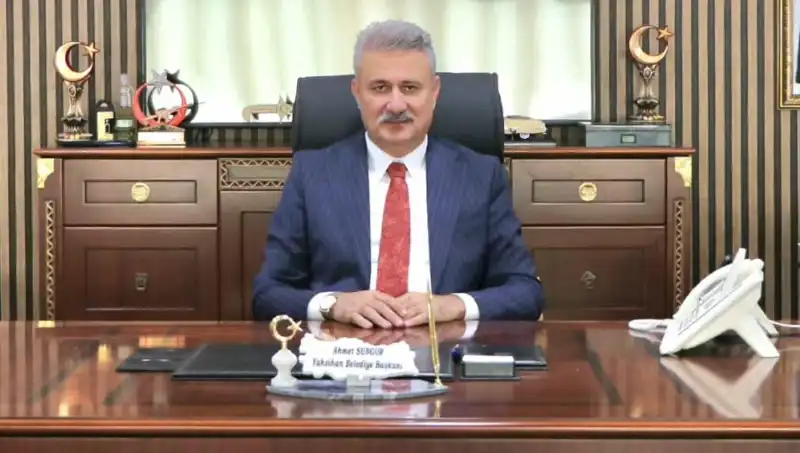 Yahşihan Belediye Başkanı Ahmet Sungur Gözaltına Alındı: AK Parti'den Çarpıcı Açıklama Geldi