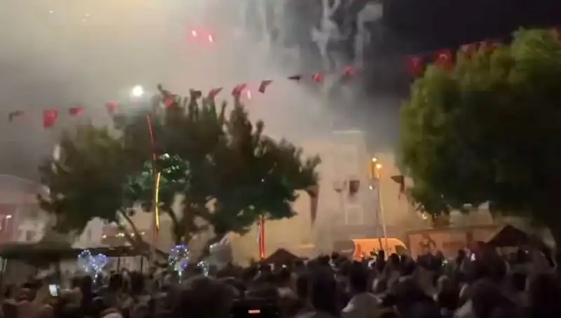 Havai Fişek Gösterisi Sonrası Hastanelik Olanlar Şok Etti