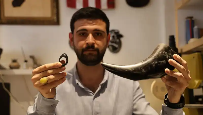 Türk Savaşçıların Özel Ekipmanı: Manda Boynuzu ile Yapılan Geleneksel Silahlar