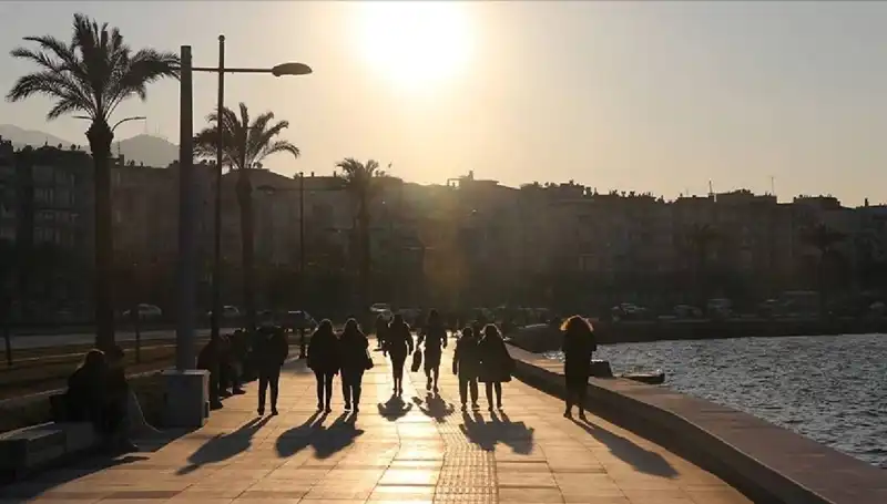 Hafta Sonu Hava Durumu: Yağmur Mu, Güneş Mi Bizi Bekliyor?