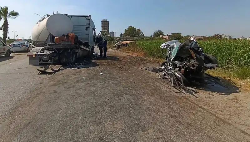 Adana'da Tanker, Otomobil ve Kamyona Çarptı: Feci Kazanın Ayrıntıları
