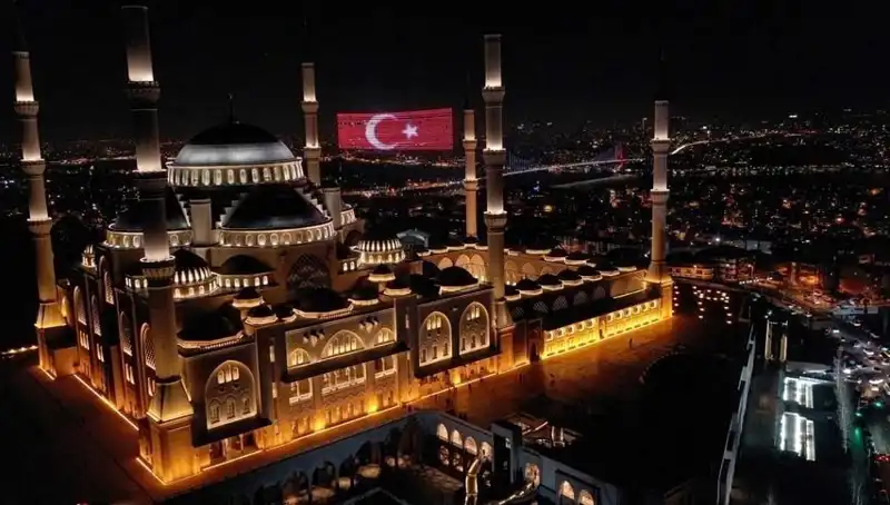 Kuraklık ve Afetler İçin Bu Akşam Dualar Yükseliyor
