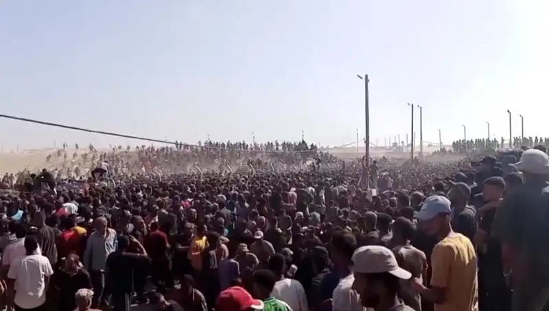 İsrail’in Gazze’deki Yardım Dağıtım Noktasına Saldırısı: 26 Ölü
