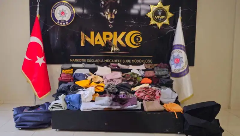 32 Kilo Metamfetaminle Yakalanan Şüpheli: Uyuşturucu Ticareti Çetesi Mi?