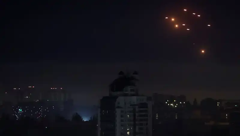 Rusya'nın Kiev'e Yönelik Hava Saldırısı: Sumi'de 11 Köy Tahliye Süreci Başlatıldı
