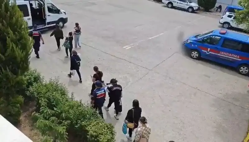 Tayland'da Çalışma ve Oturma İzni Vaadiyle Fuhuş İddiası
