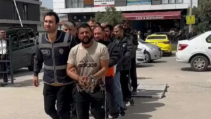 Edirne’de Şok Operasyon: Yedi Firari Suçlu Aynı Anda Yakalandı