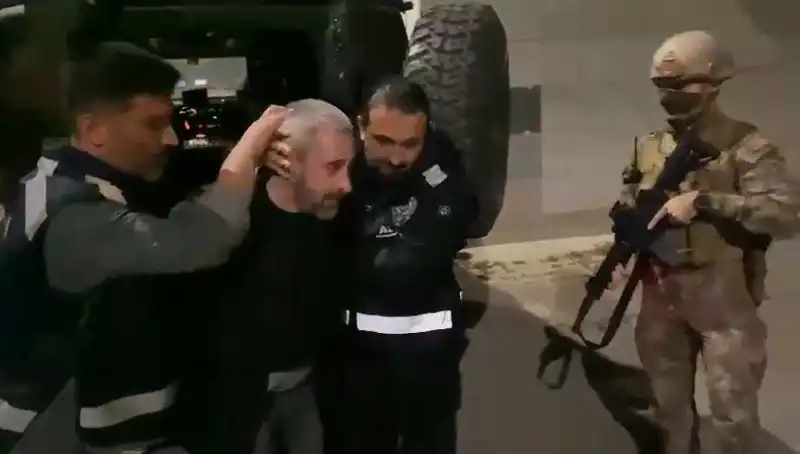 Kardeş Katili Tam 213 Saatlik Görüntü İncelemesi Sonucu Yakalandı