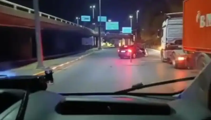 İstanbul'da Tarihi Kaçakçılık Operasyonu: 36 Milyon TL'lik Malzeme Ele Geçirildi