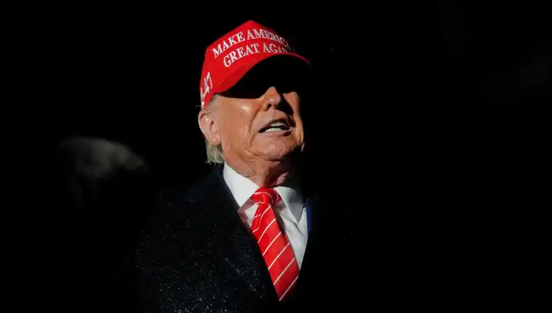 Yüksek Mahkeme'nin Trump'a Verdiği Yetki: Göçmen Statüsü Tehlikede mi?